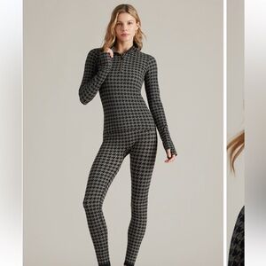 Rhône Houndstooth Base Layer Legging and Quarter Zip